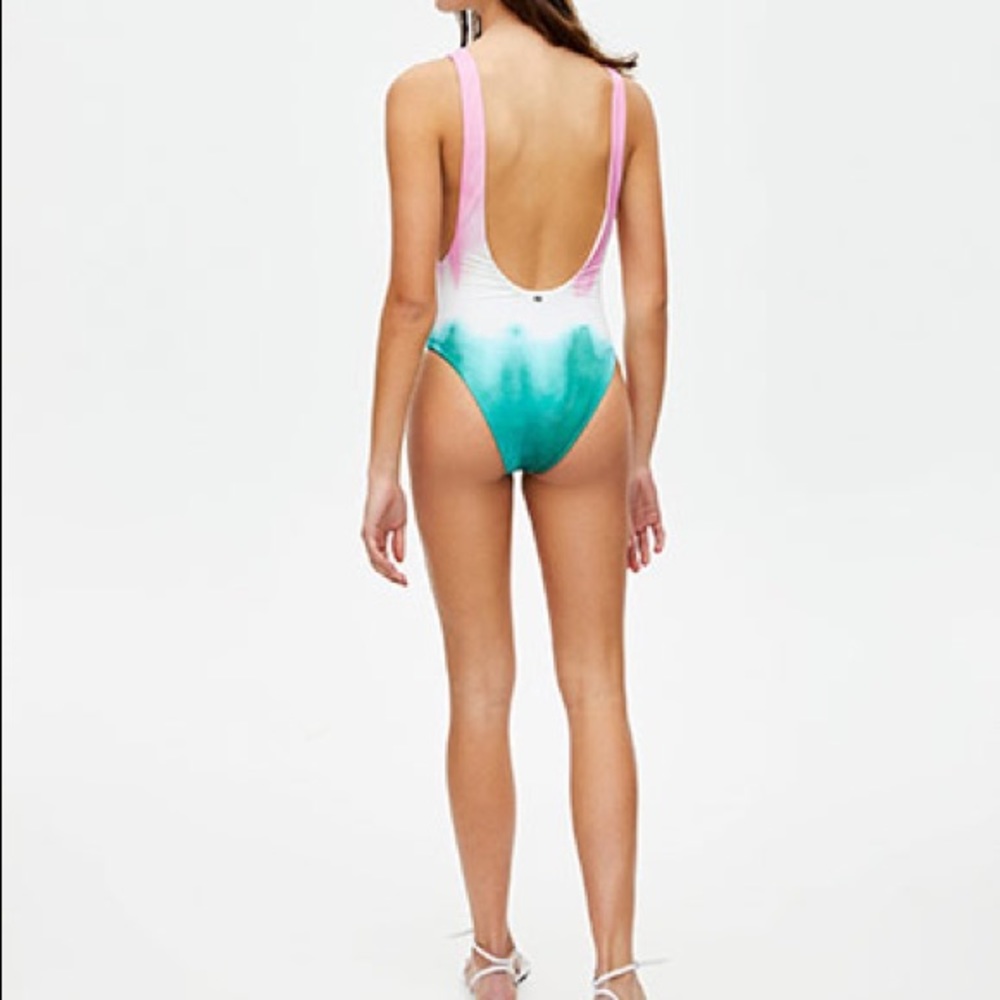 Pull&Bear Pacific Ombre Tie-Dye Swimsuit - Picture 4 of 4